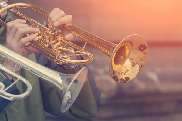 Two glossy trumpets — Stock Photo, Image