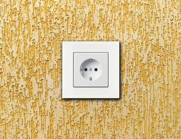 Toma eléctrica blanca en la pared —  Fotos de Stock