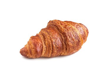 Fırından taze Fransız kruvasanı, güzel bir altın hamuru ve beyaz bir arka planda izole edilmiş lezzetli, taze bir hamur.