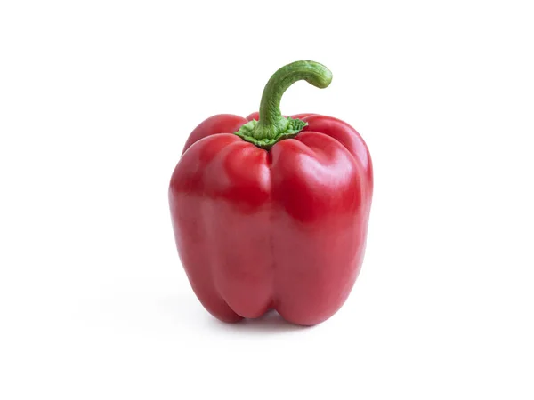 红色成熟的胡椒粉 有浓密的绿色茎 用于准备沙拉 在白色背景上隔离 — 图库照片