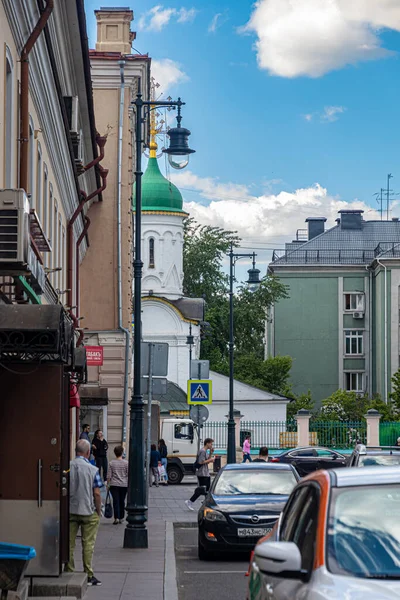 Moscow Russia 2021 Pankratievsky Lane Parked Cars Corner You Can — Fotografia de Stock