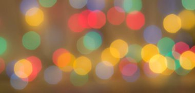 Işık arkaplanındaki odaksız ışıklar