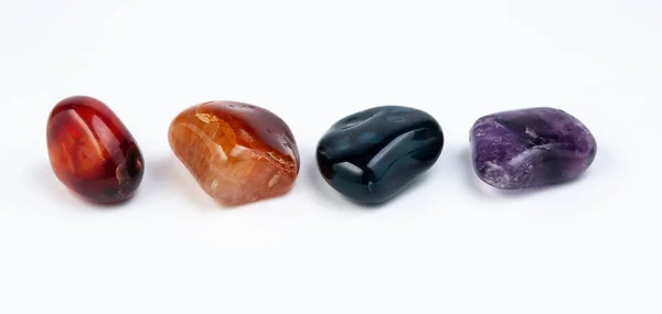 Diferentes Piedras Semi Preciosas Colores Sobre Fondo Blanco — Foto de Stock