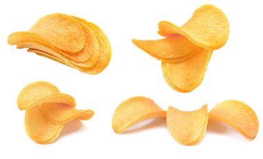 Patates cipsi yakın plan beyaz zemin üzerinde izole