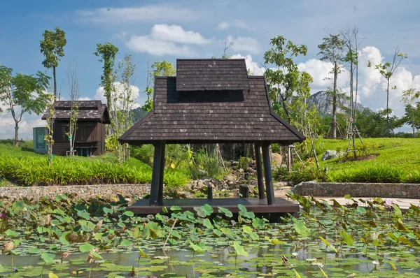 Thailand Paviljong Bredvid Lotusdamm — Stockfoto