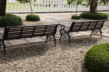 kamusal alanlarda sıralar