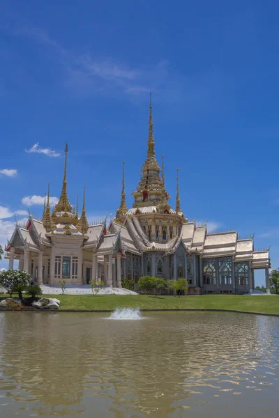 Thai temple ,Wat Non Kum — Stock Photo, Image