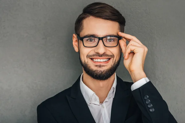 Giovane uomo d'affari fiducioso — Foto Stock