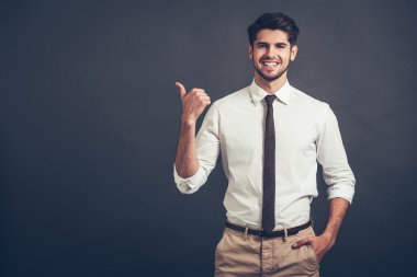 yakışıklı delikanlı