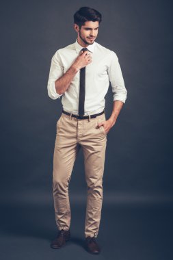 yakışıklı delikanlı