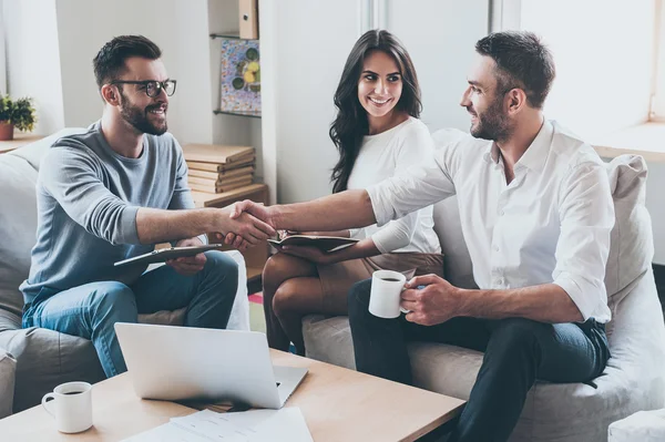 iki toplantı Danışmanı