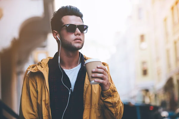 Joven con estilo —  Fotos de Stock