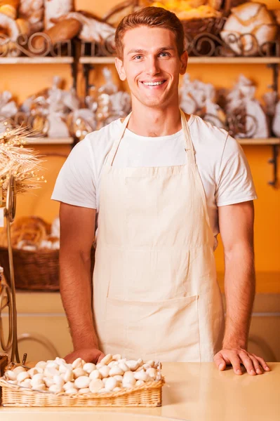 Man in bakery shop — Stock Photo, Image