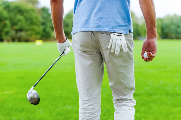 Golfista alejándose — Foto de Stock