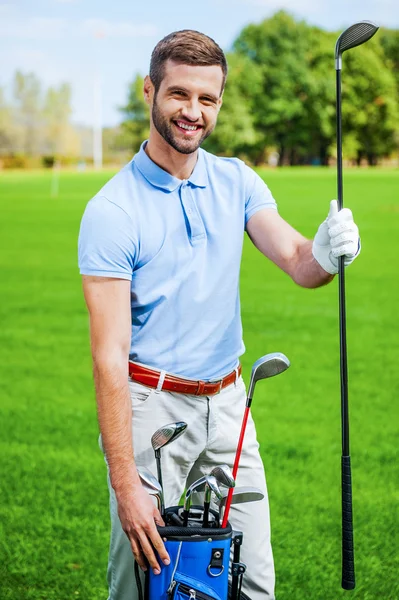 Golfista mostrando motorista — Fotografia de Stock