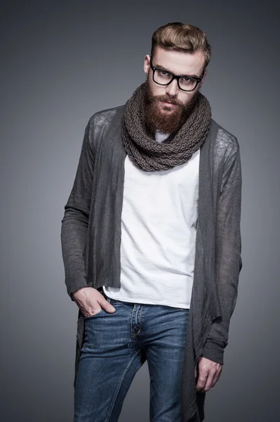 Homme barbu à lunettes — Photo