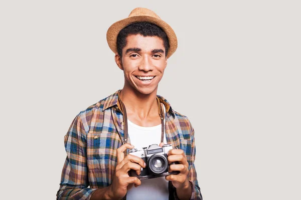 Bonito jovem afro-americano hipster — Fotografia de Stock