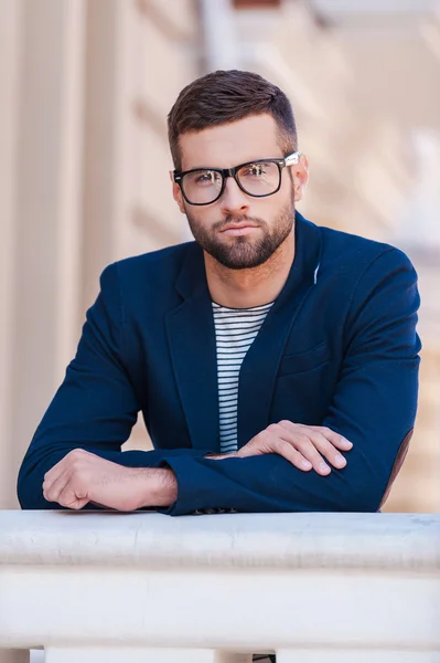 Confident handsome young man — Stock Photo, Image