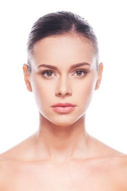 güzel genç üstsüz kadın