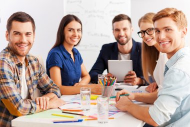 Kendine güvenen iş adamları