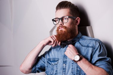 adam onun papyon ayarlama