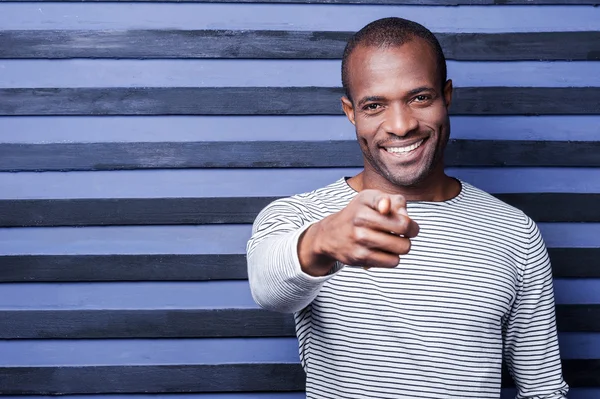 Afrika adam sizi işaret