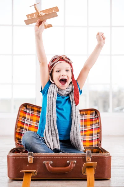 Boy in pilot headwear and eyeglasses — Stock Photo, Image