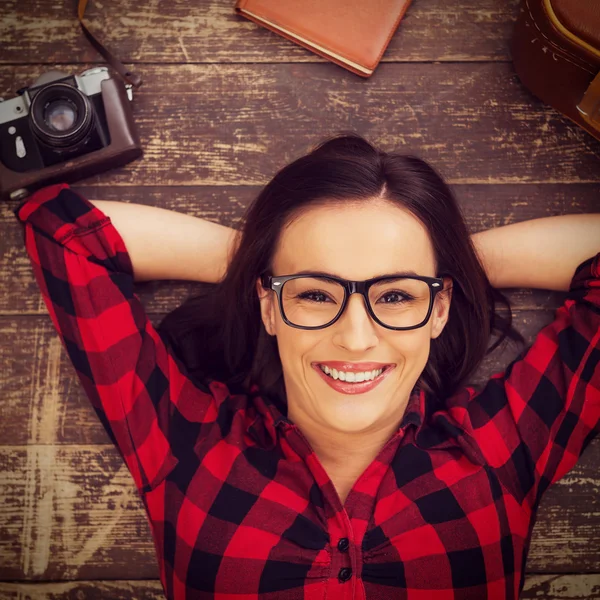 Hermosa mujer joven en gafas — Foto de Stock