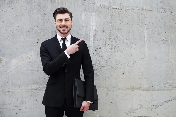 Handsome young businessman — Stock Photo, Image