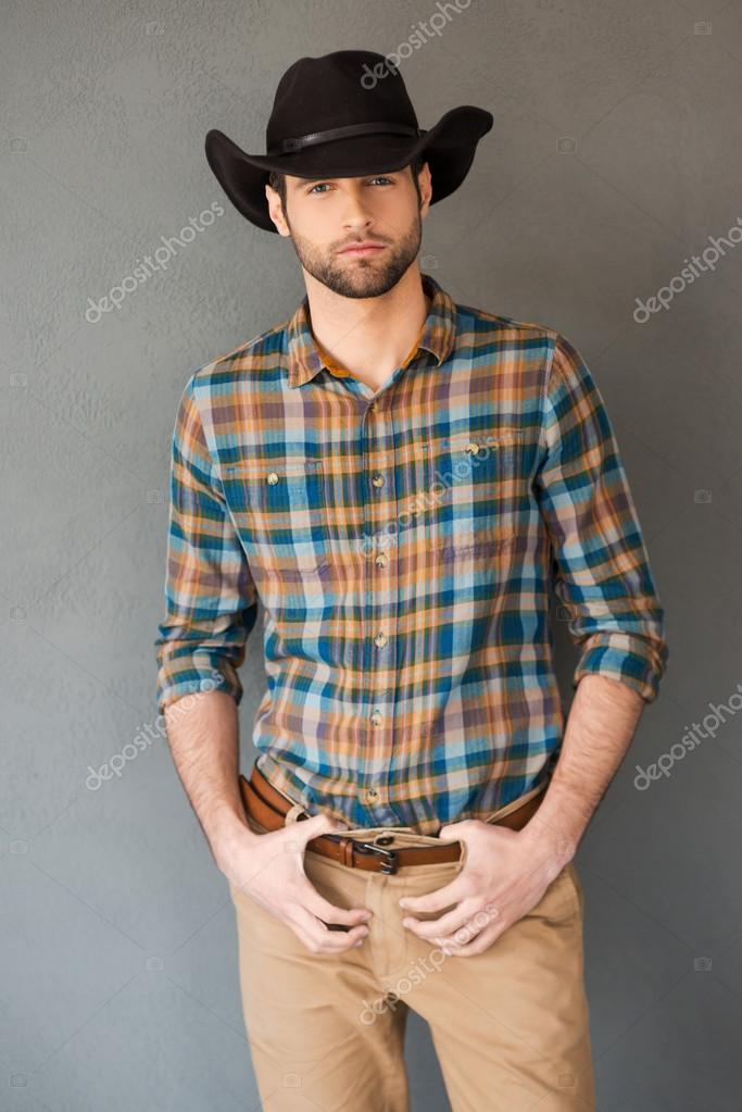 Descripción del negocio Araña de tela en embudo usuario Hombre con sombrero de vaquero fotos de stock, imágenes de Hombre con  sombrero de vaquero sin royalties | Depositphotos
