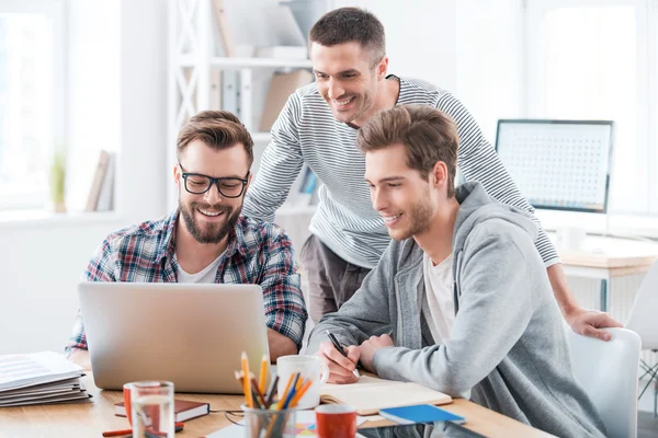 Men working together  in office — Stock Photo, Image