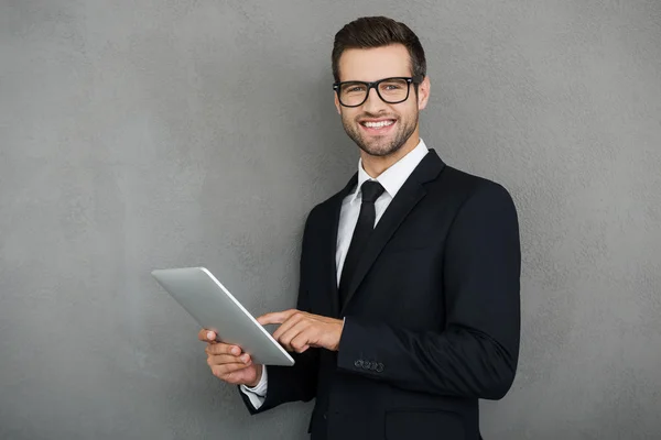 Young handsome businessman — Stock Photo, Image