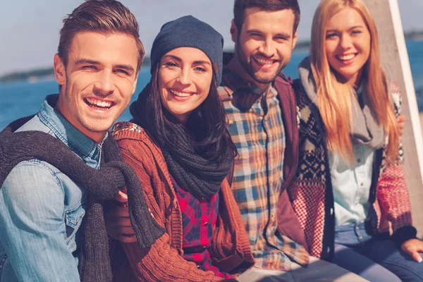 Group of young happy people — Stock Photo, Image