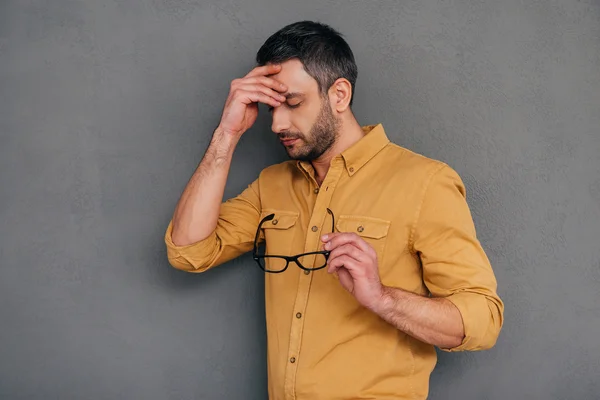 Frustrato maturo uomo — Foto Stock