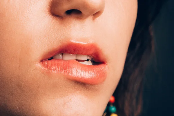 De lip bijten — Stockfoto