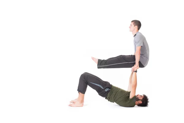 Män gör yoga — Stockfoto