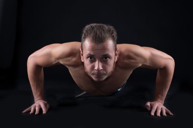 Push up egzersiz 
