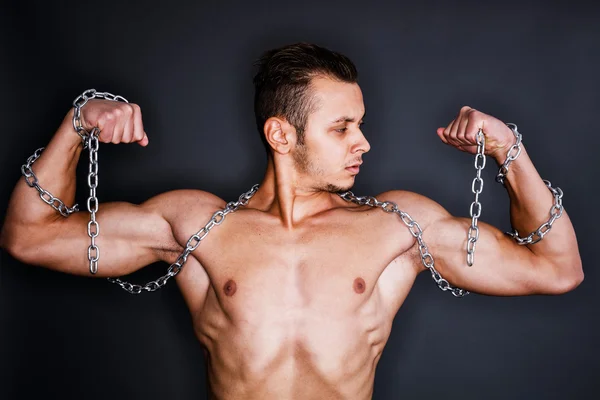 Bíceps con cadenas — Foto de Stock