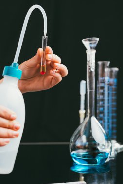 Laboratuvar araştırma poz