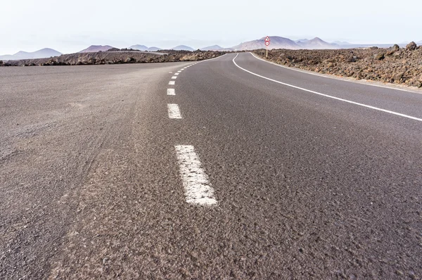 Vägen i lanzarote — Stockfoto