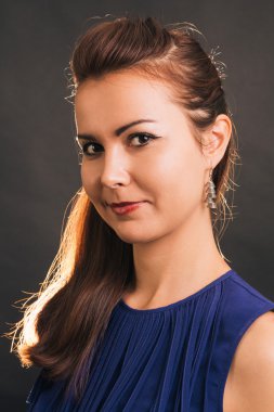 Çekici görünüm poz