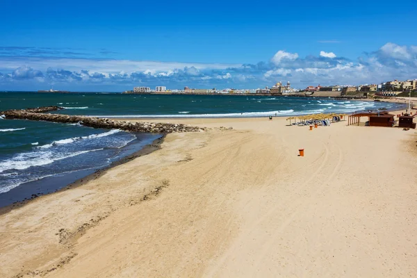 Praia vazia em Espanha — Fotografia de Stock