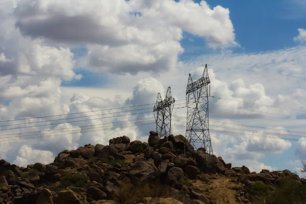 Pólos de electricidade — Fotografia de Stock