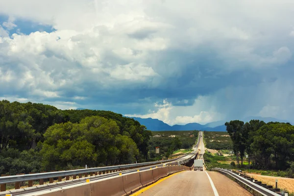 Uzun yol — Stok fotoğraf