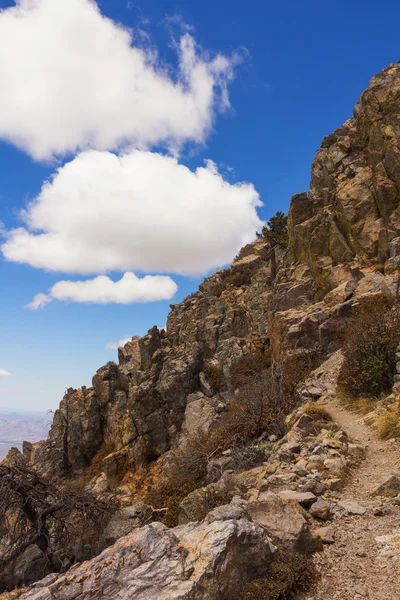 Steep mountain — Stock Photo, Image