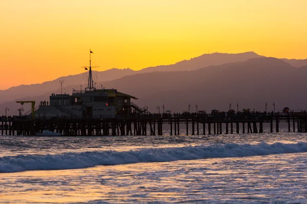 Il tramonto del molo di Malibu — Foto Stock