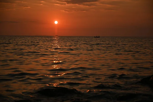 Red Sunset Sea Rich Dark Clouds Rays Light Captured Saranda — Stock Photo, Image