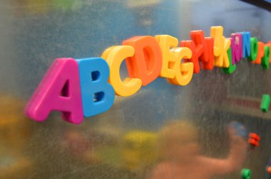 Alfabe mıknatıslar metalik Yönetim Kurulu