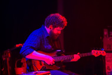 Bu düzeltme eki gökyüzü Postrock grup performansı