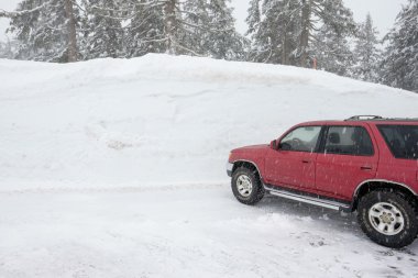 Krater Gölü Oregon, yüksek Snowpack